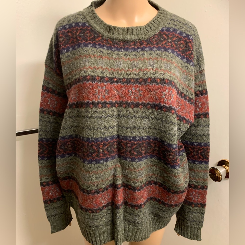 Vintage JJ Farmer 100% Wool sweater size: L